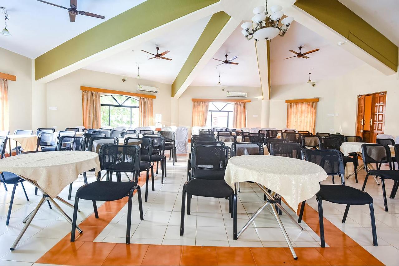 Fabhotel Prime Tanjo Highland With Pool - 500M From Calangute Beach Candolim Esterno foto